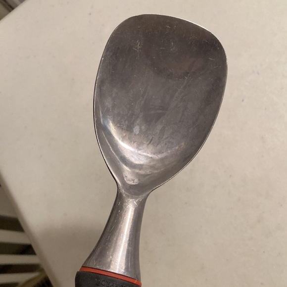 NorPro Flat Head Aluminum Ice Cream Spade with Grip EZ Rubber Handle - Picture 4 of 5